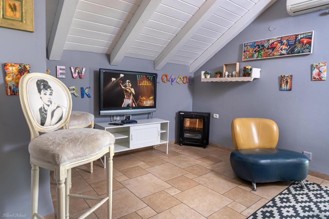 Vila Ahavtia - לזוגות ומשפחות CChad Nes Exteriér fotografie