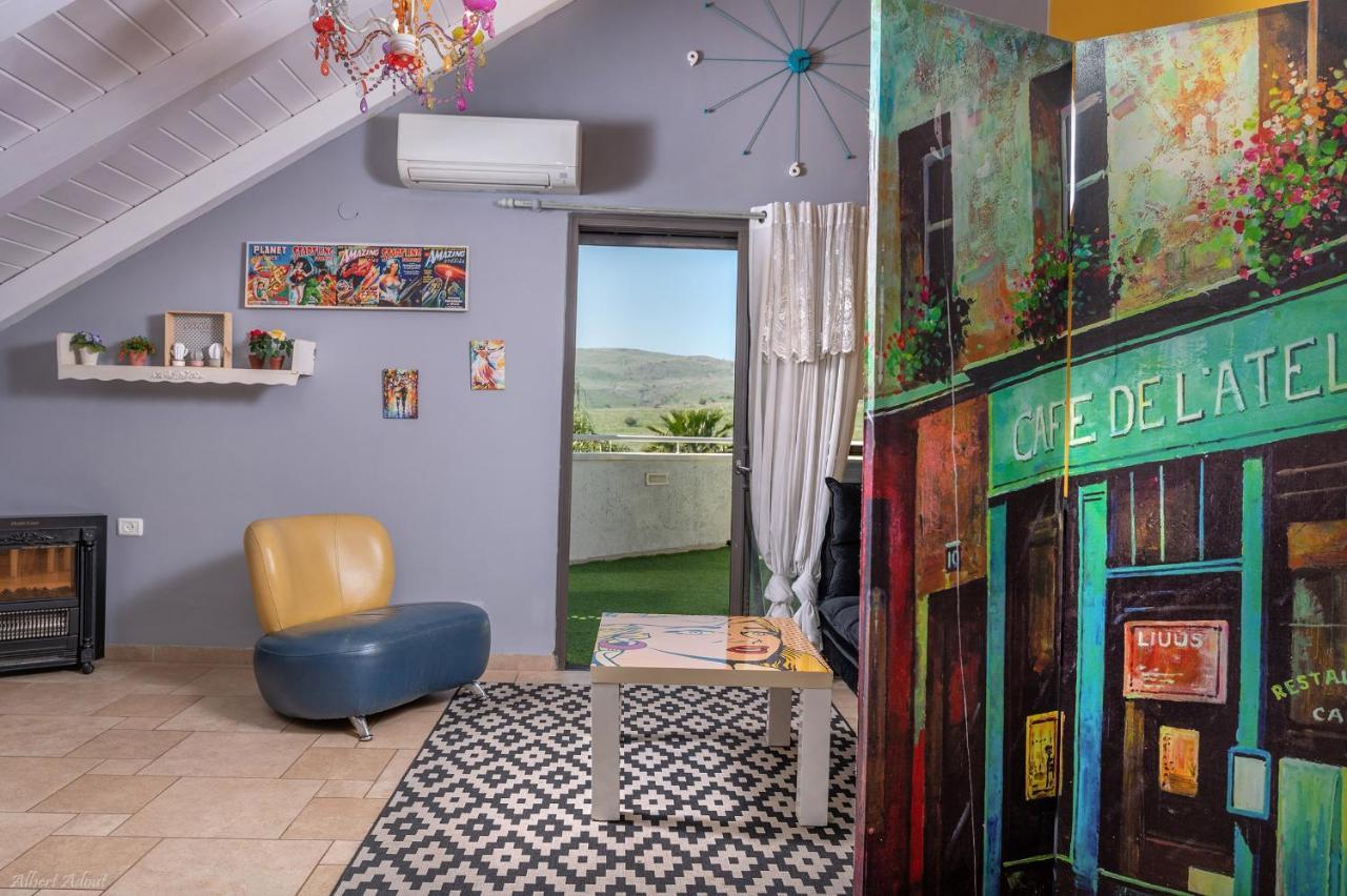Vila Ahavtia - לזוגות ומשפחות CChad Nes Exteriér fotografie