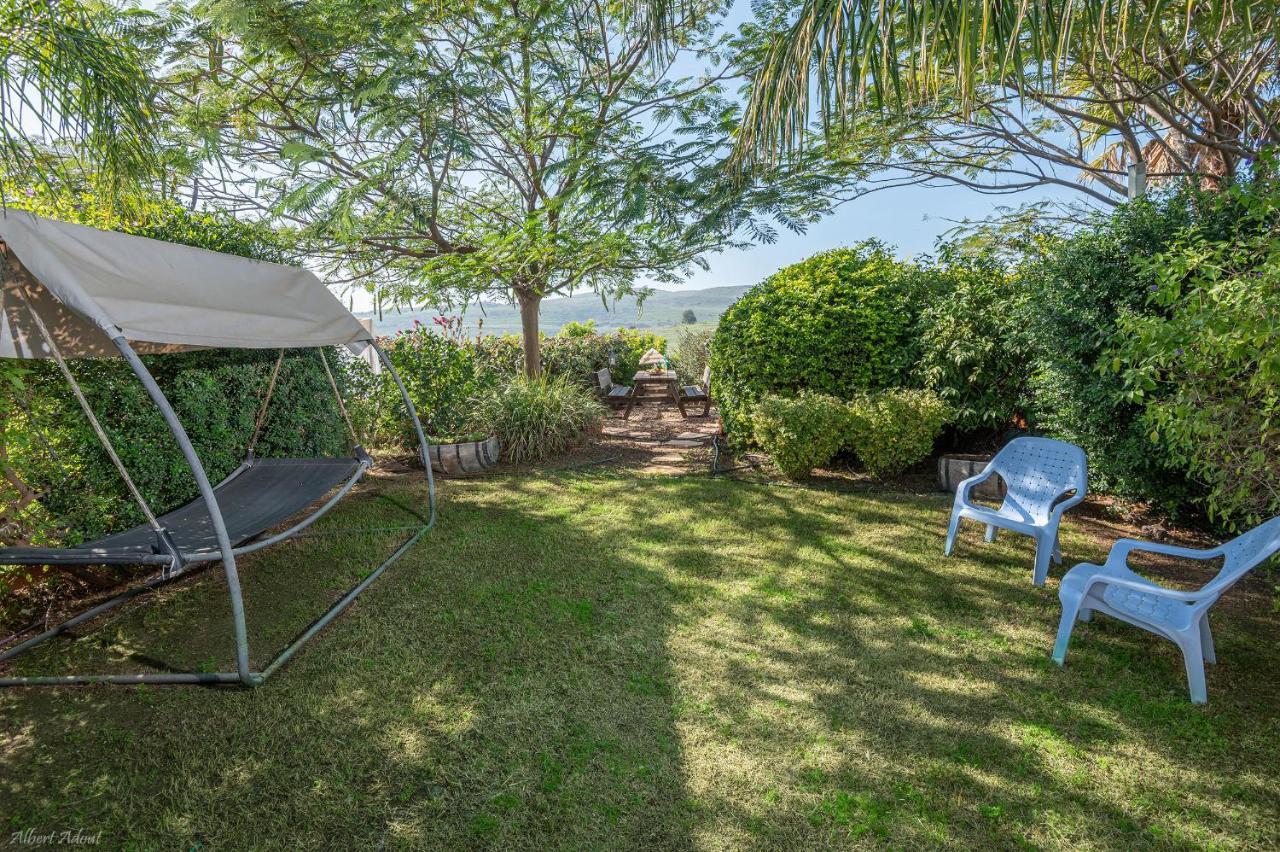 Vila Ahavtia - לזוגות ומשפחות CChad Nes Exteriér fotografie